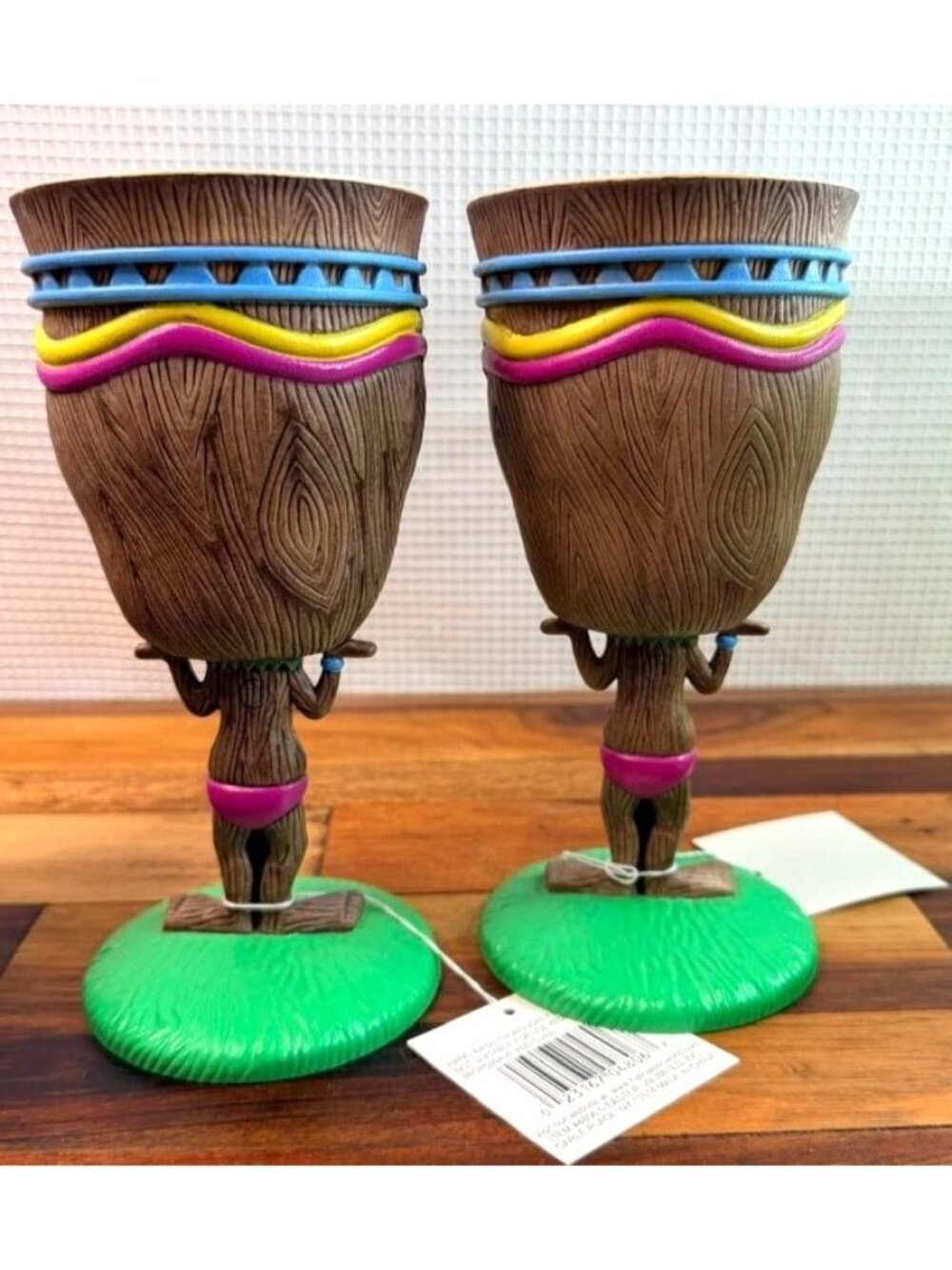 Vintage Plastic Tiki Barware Bundle – Shaker, Goblets, & Packaged Shot Glass Set - Picture 4 of 12